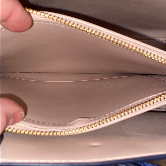 *SOLD* Kate Spade Hayes Street Isobel Crossbody - Picture 8 of 9